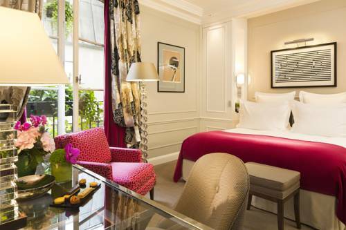 Hotel Le Burgundy Paris