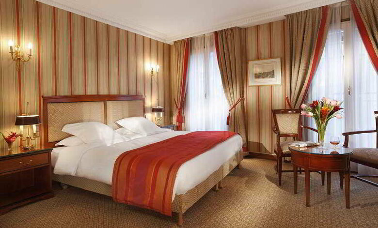 Hotel Rochester Champs Elysees