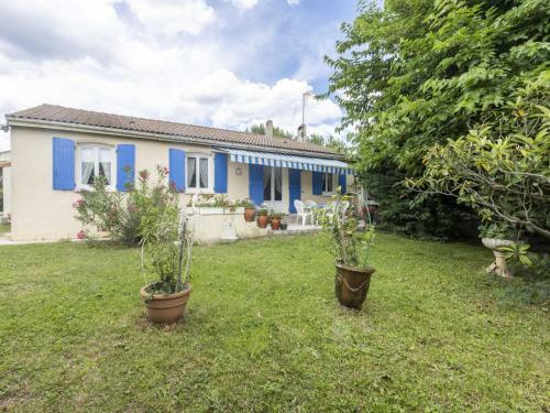 Maison De Vacances - Clarensac