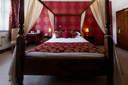 The Bull Hotel