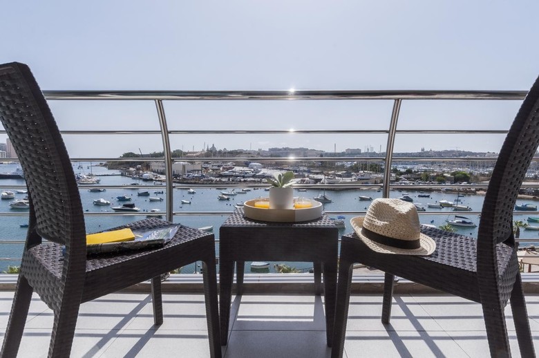 Aparthotel Blubay Hotel & Apartments