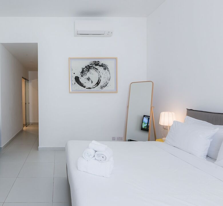 Two Pillows Boutique Hostel