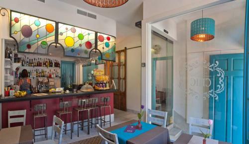 Bed & Breakfast Hostal Chic
