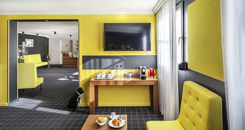 Atrium Hotel