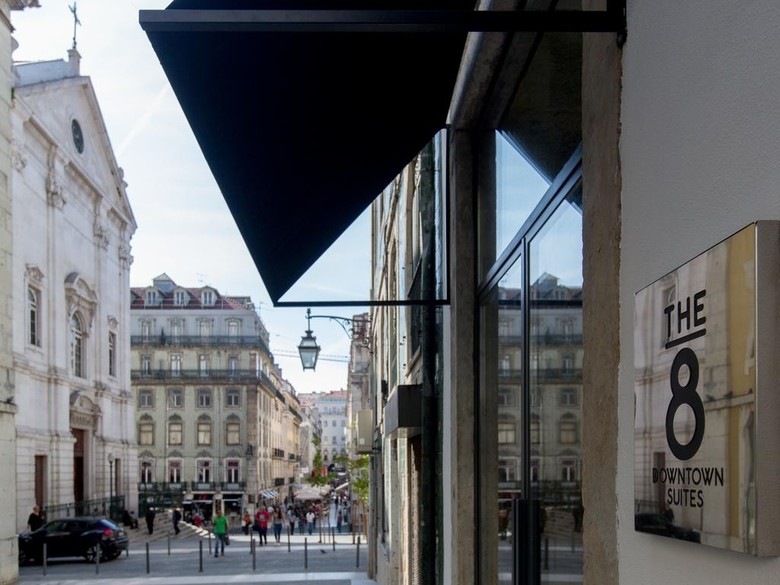 Hostal The 8 - Downtown Suites