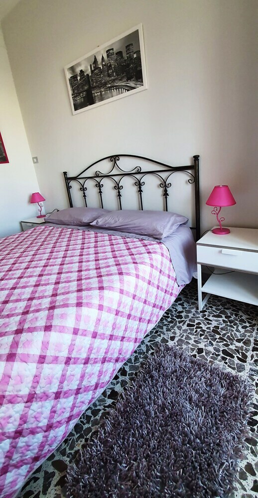Hostal Sassi Planet