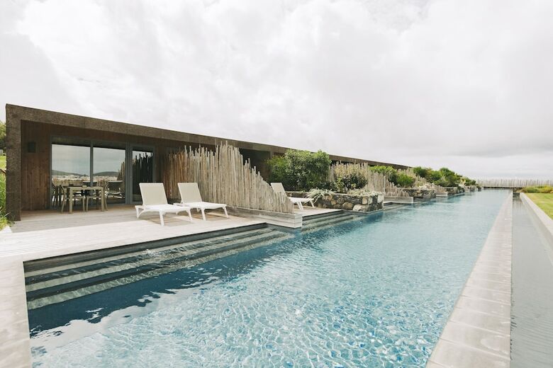Villa Santa Barbara Eco-beach Resort