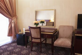 Sk Royal Kaluga Hotel