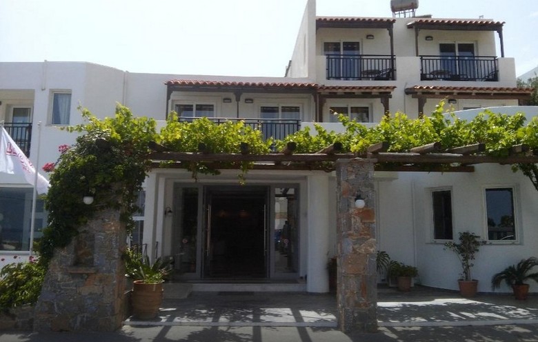 Semiramis Village Hotel