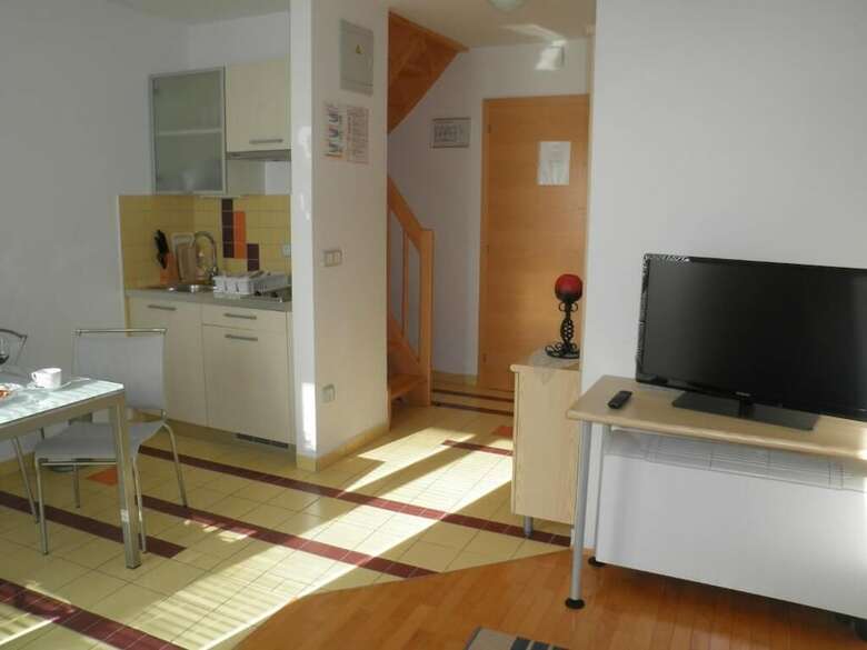 Apartments And Rooms Oliviers