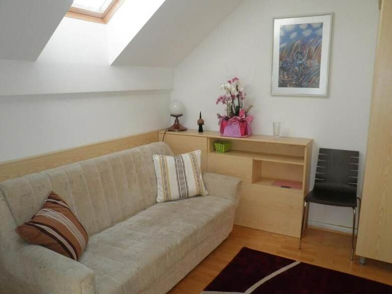 Apartments And Rooms Oliviers