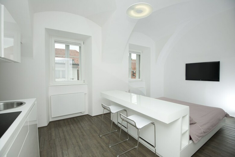 Hostal Galeria River