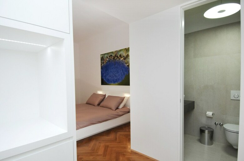 Hostal Galeria River