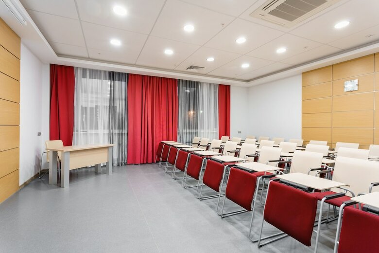 Grand Hotel Oka Business