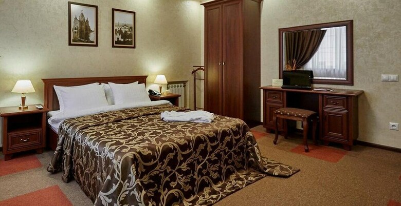 Avtozavodskaya Hotel