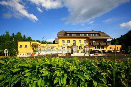 Hotel R�sch