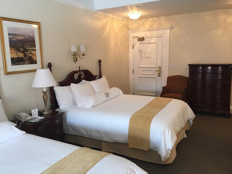 Beresford Arms Hotel