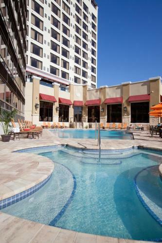 Hotel Ramada Plaza Resort And Suites Orlando International Drive