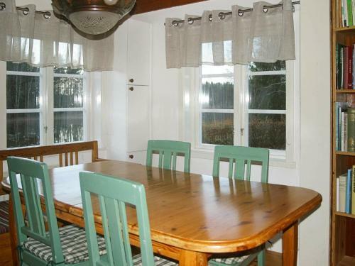 Two-bedroom Holiday Home In Kolsva