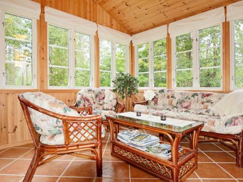 Three-bedroom Holiday Home In Vissefj�rda