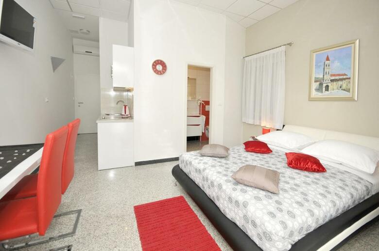 Hotel Apartmani Trogir