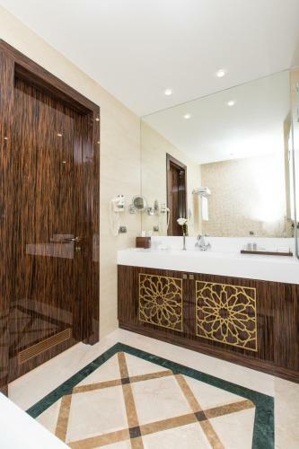 Kadorr Hotel Resort & Spa