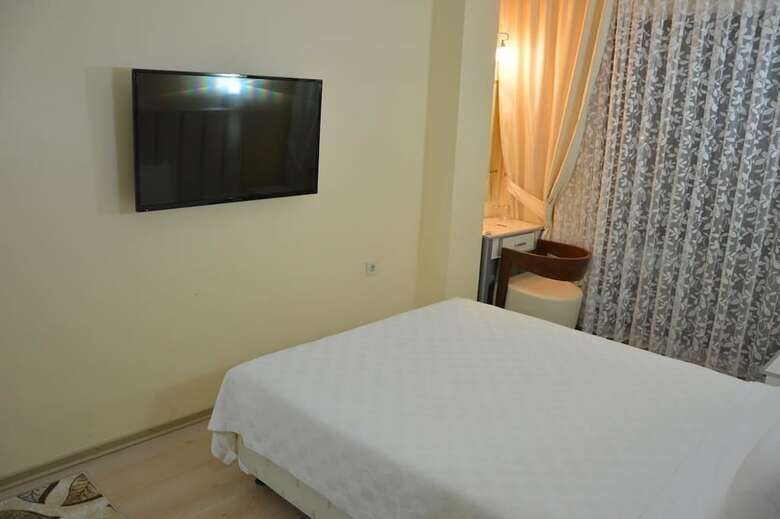 Remay Hotel