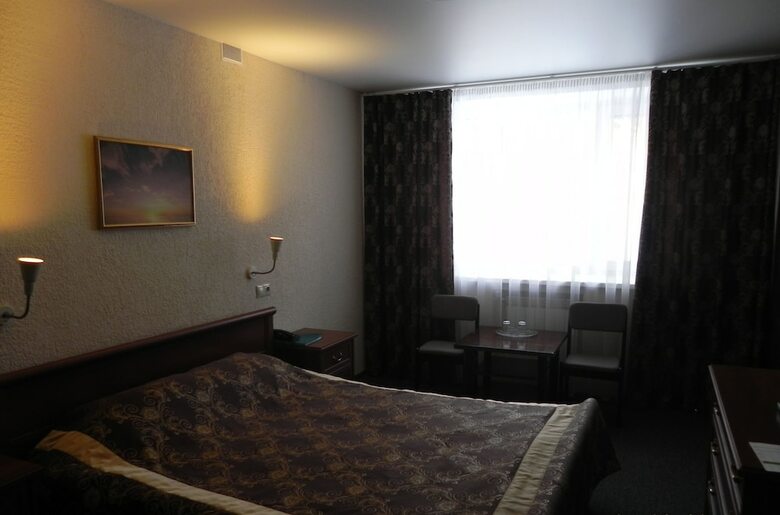Izumrud Hotel