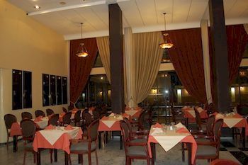 Hotel De La Corniche