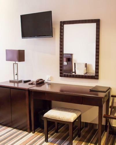 Guru Hotel
