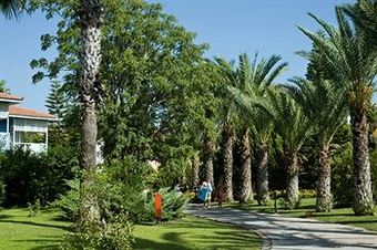 Hotel Euphoria Palm Beach Resort