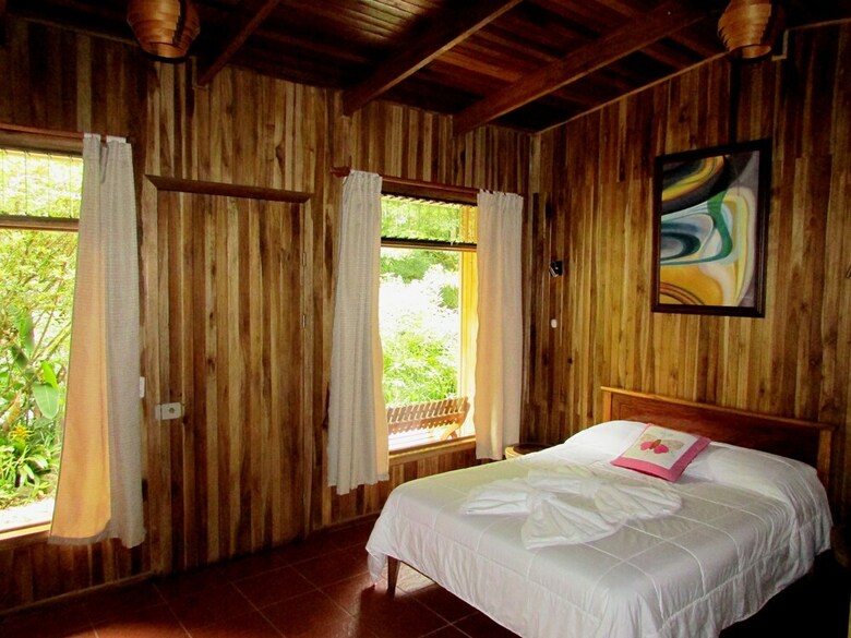 Mariposa Bed And Breakfast