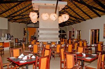 Hotel Cresta Marang Gardens
