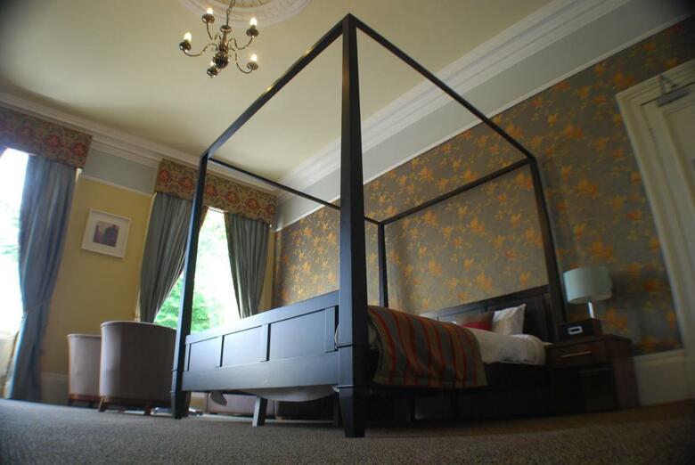 The Salisbury Hotel