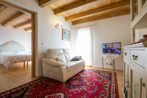 Casa Ursic