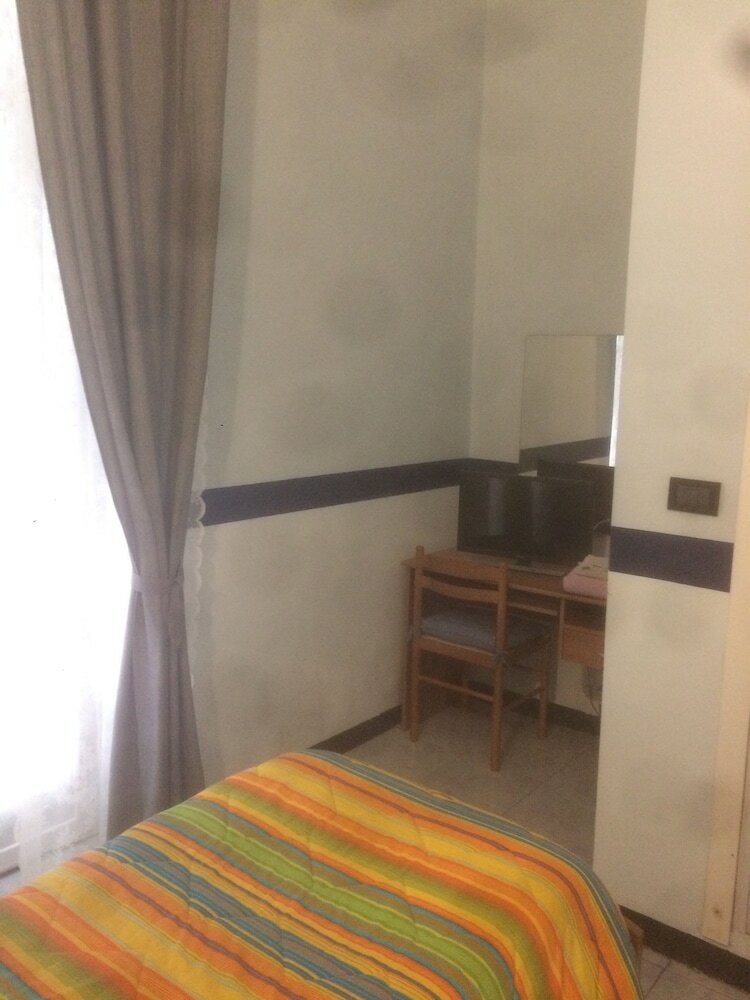Hostal Affittacamere Ruggiero E Di Rosa