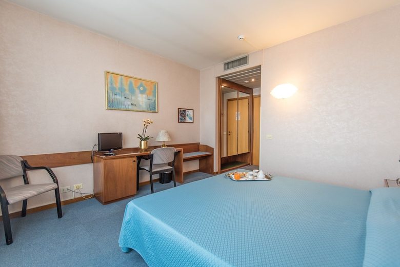 Hotel Krystal
