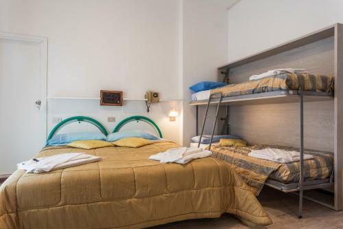 Hotel Deborah