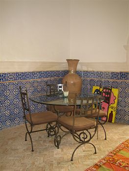 Riad La Maison Des �pices