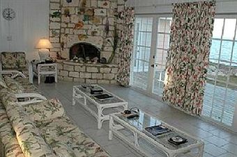 Pelican Beach Villas