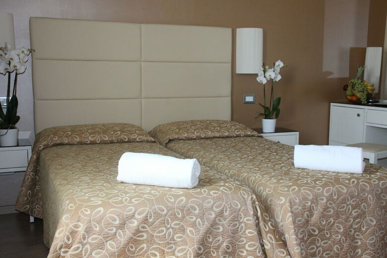 Regit Hotel