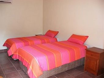 Gloria's Bed And Breakfast