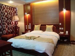 Golden Spring Hotel