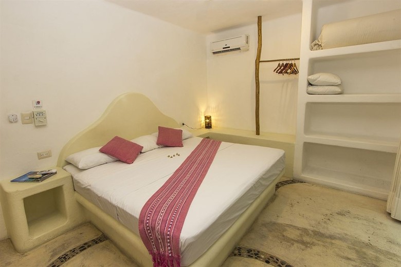 Residencia The Blue Pearl Suites