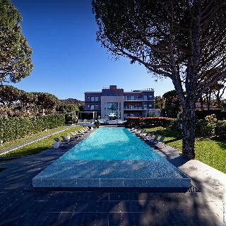 Kube Hotel