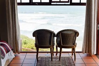 Hostal Dolphin Dunes Guest House