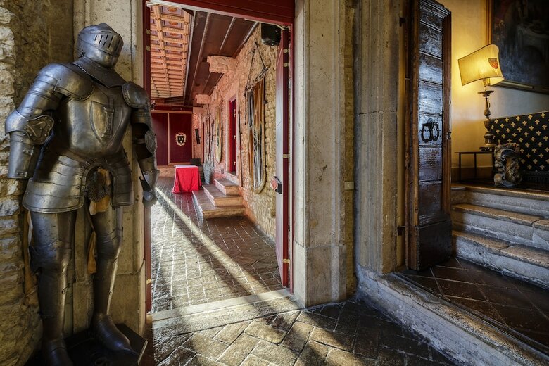 Castello Orsini Hotel