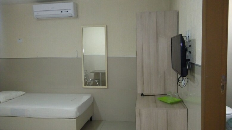 Hotel Uzi Praia