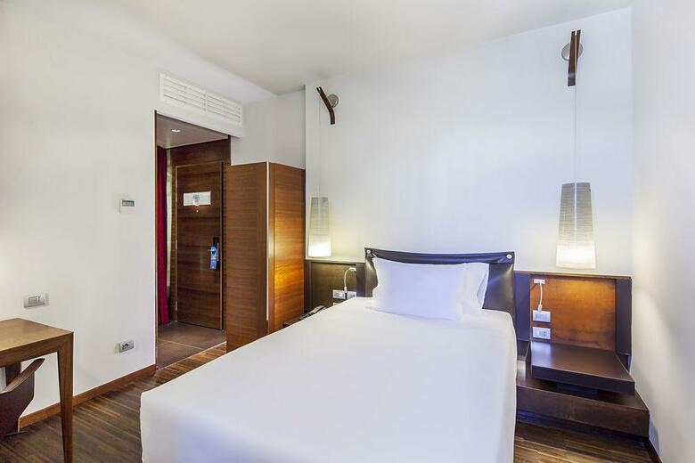 Hotel NH Milano Touring