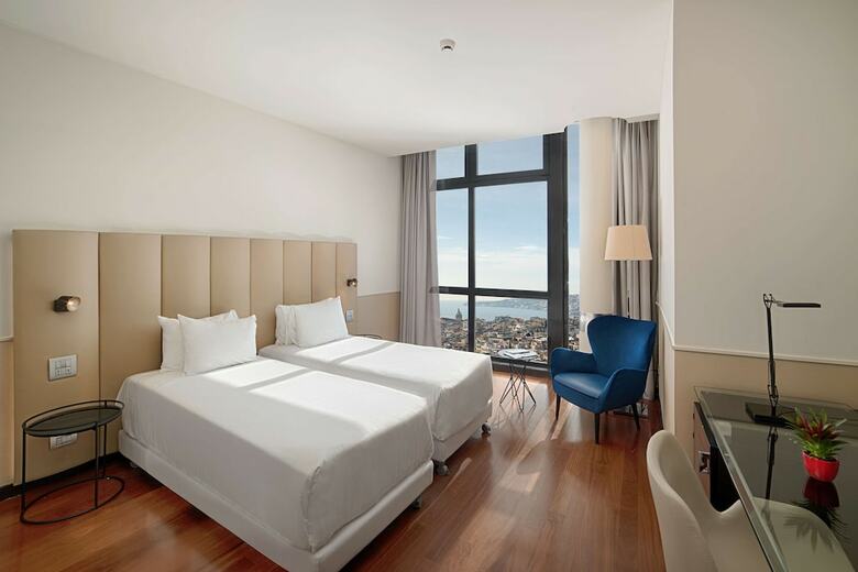 Hotel NH Napoli Panorama